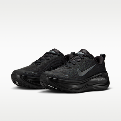 W+NIKE+VOMERO+PLUS.png